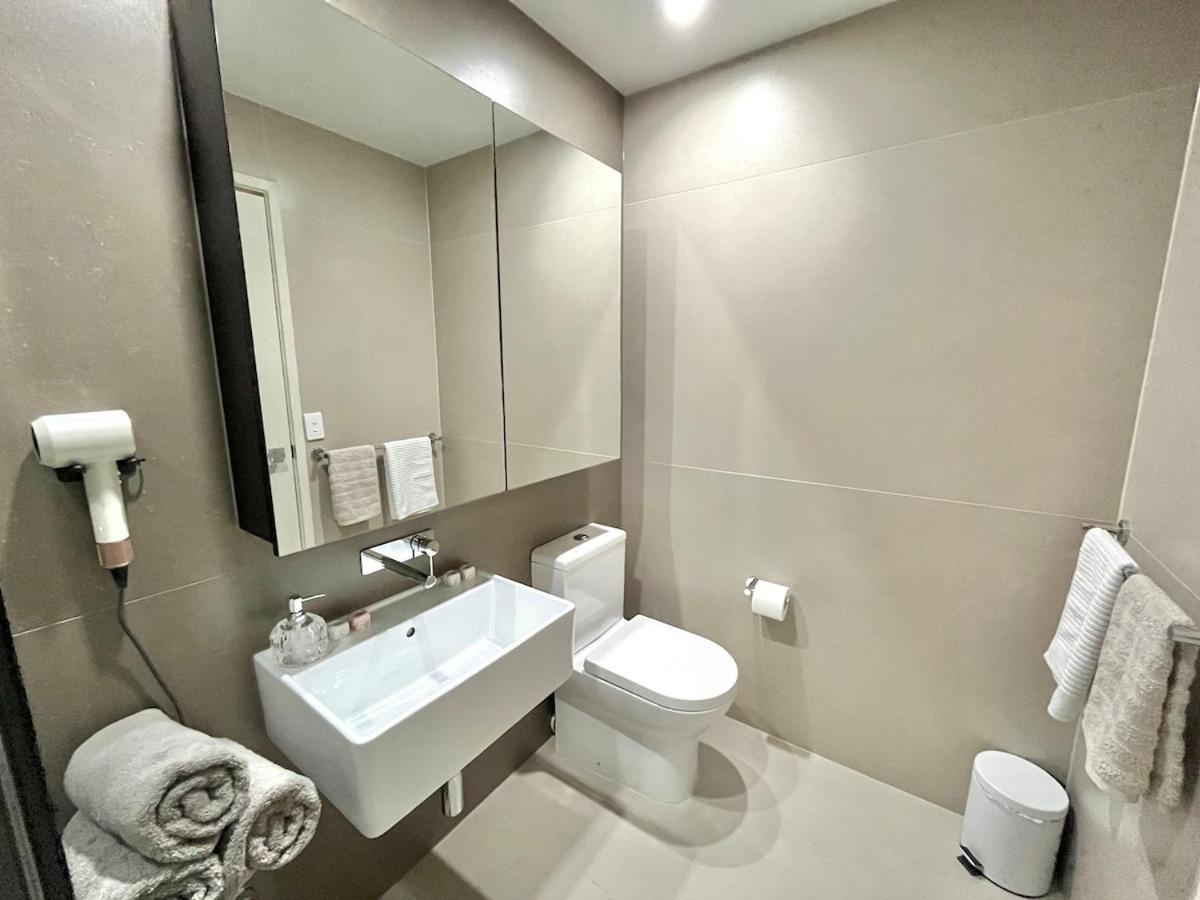Căn hộ Maison Saigon - French Touch & Rooftop Lounge *