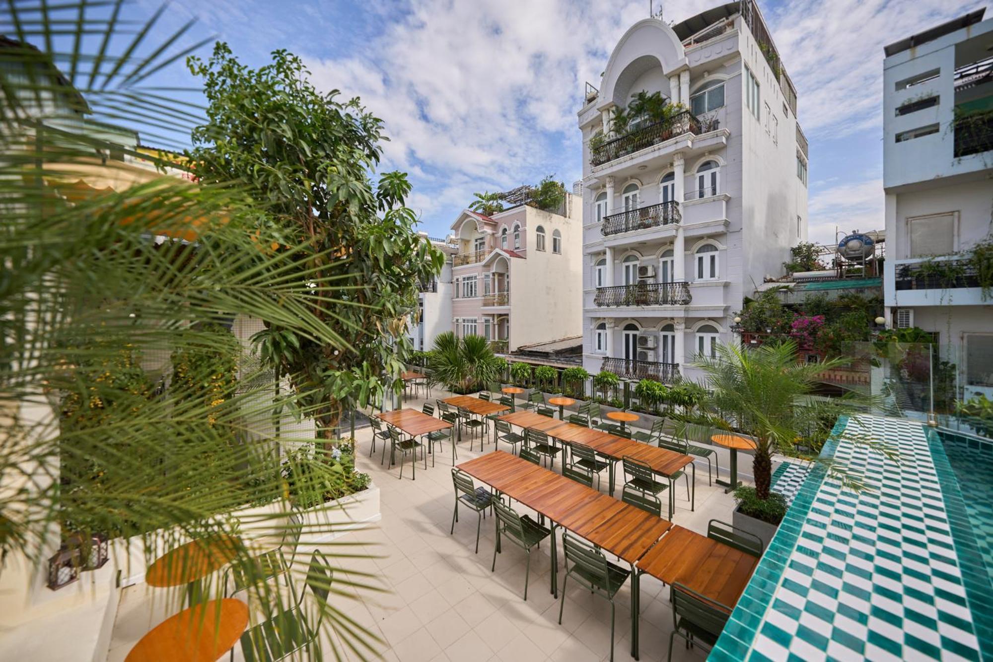 Maison Saigon - French Touch & Rooftop Lounge *